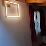 Casa La Rondine * Sondrio