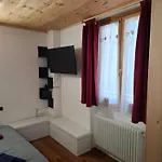 Casa La Rondine Apartmán