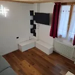 Casa La Rondine Apartmán *