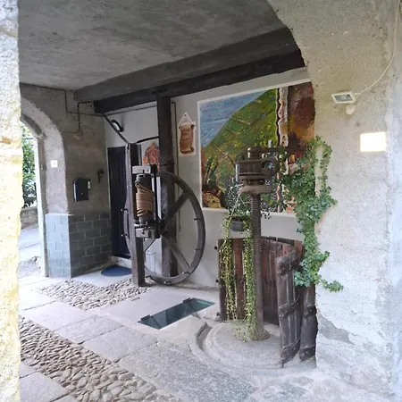 Casa La Rondine Apartmán Sondrio