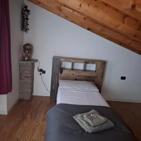 Casa La Rondine * Sondrio